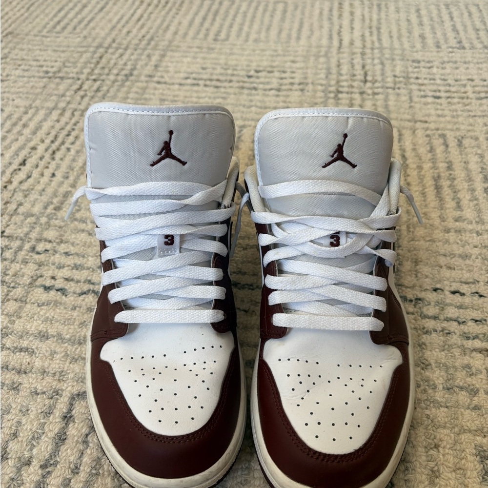 Jordan Sneakers White and Brown